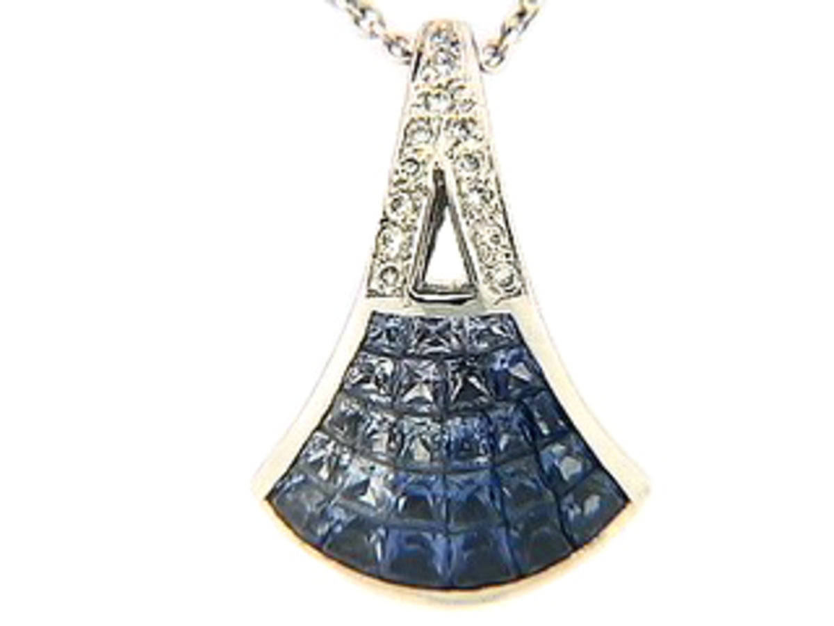 SAPPHIRE & DIAMOND PENDANT, 18KW (H), C=1.45