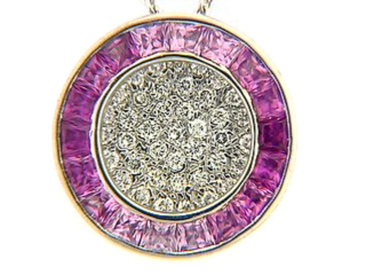 PINK SAPPHIRE & DIAMOND PENDANT, 18KW (H), C=1.38