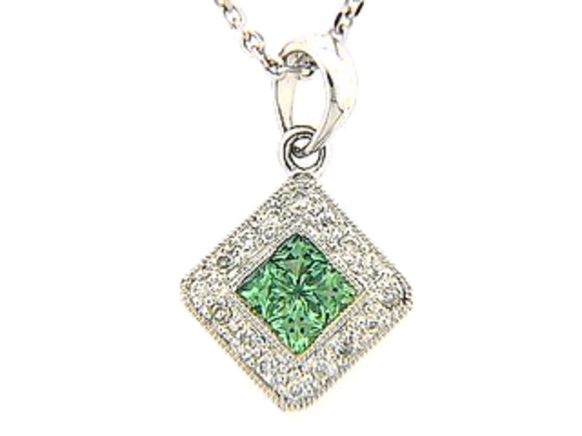 TSAVORITE & DIAMOND PENDANT