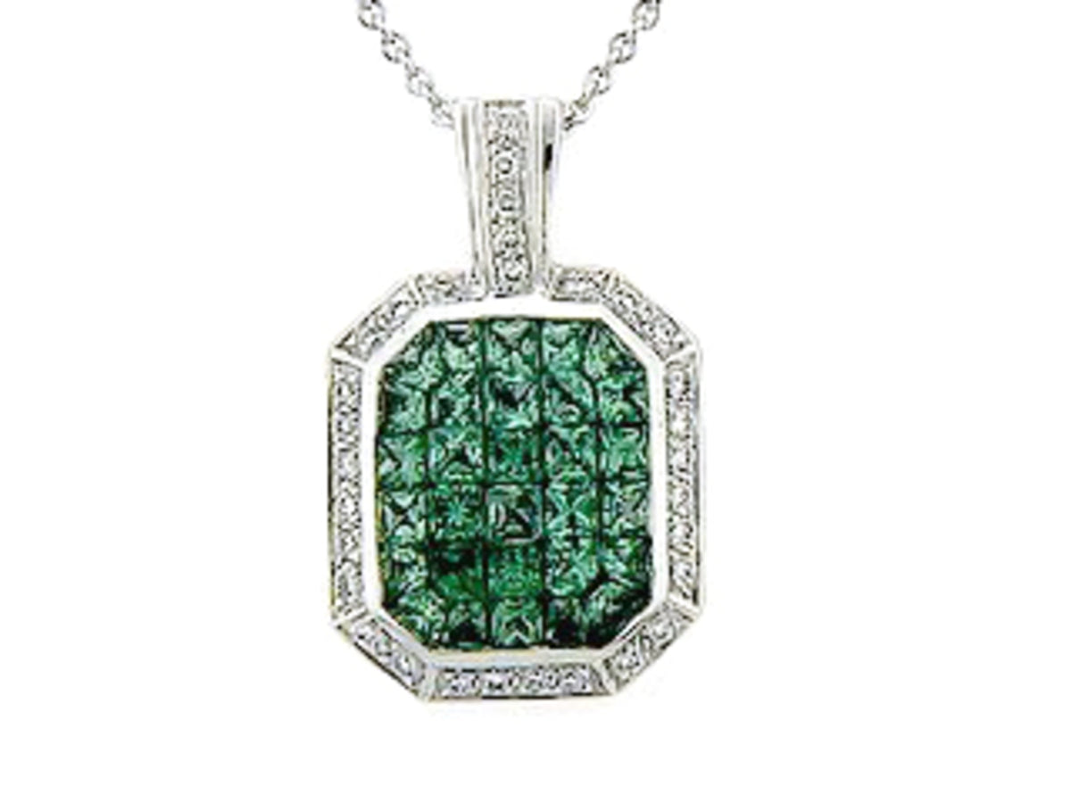TSAVORITE & DIAMOND PENDANT