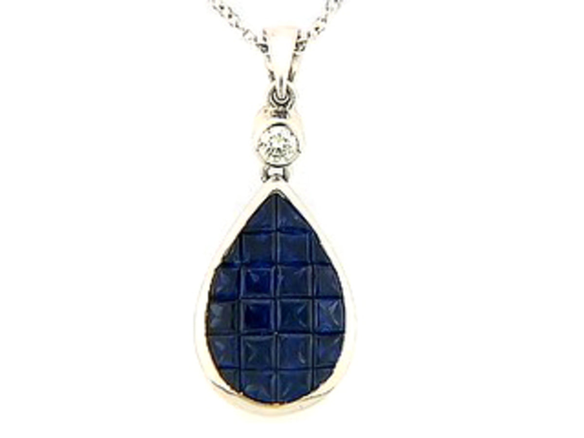 SAPPHIRE & DIAMOND PENDANT