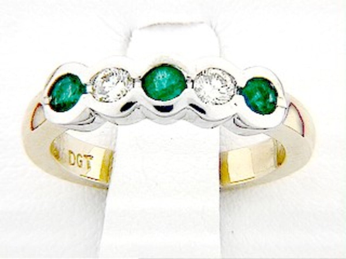 Em Di Ring