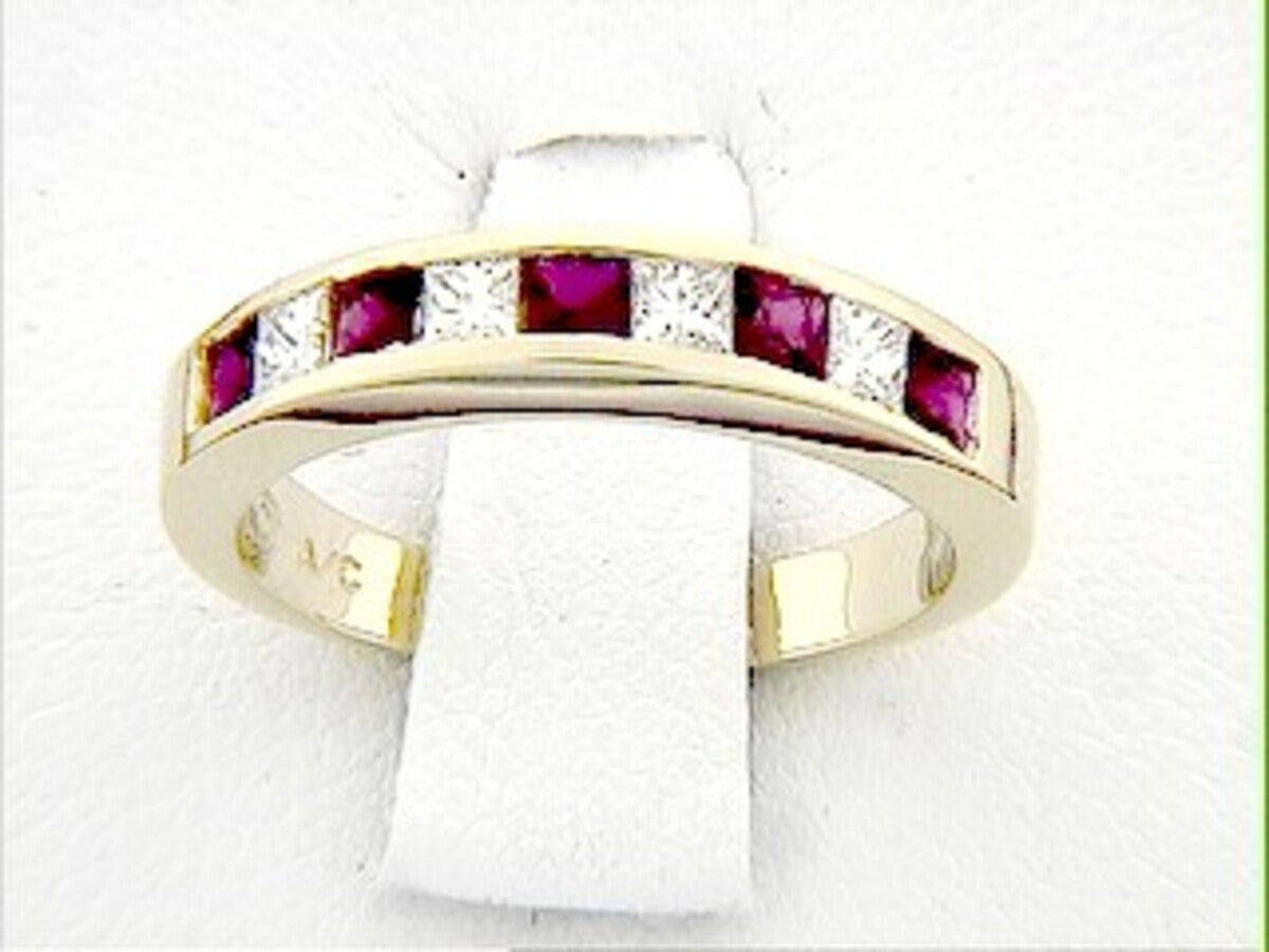 RU & DI RING