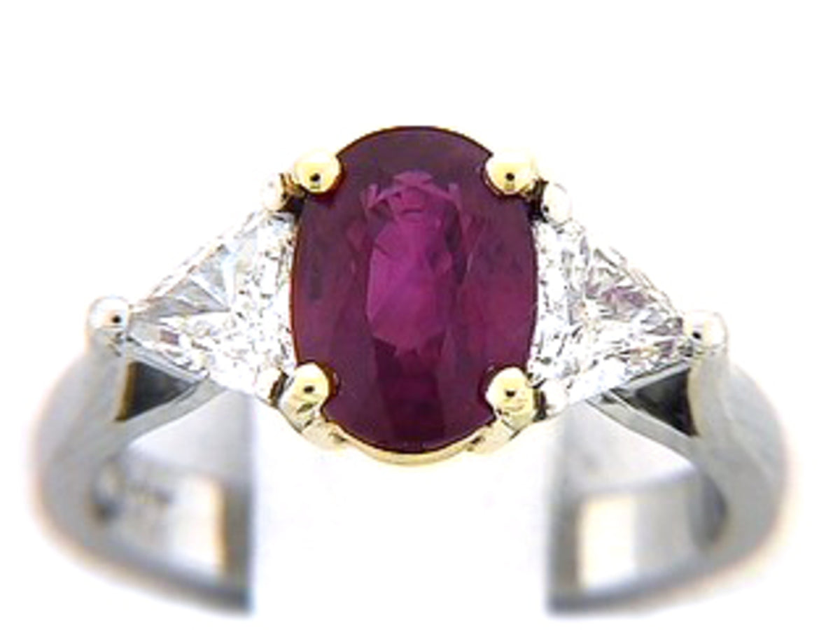 RUBY & DIAMOND RING