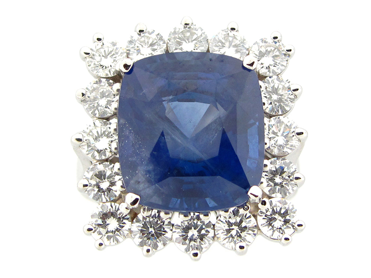 SAPPHIRE  & DIAMOND  RING, PLATINUM (H)