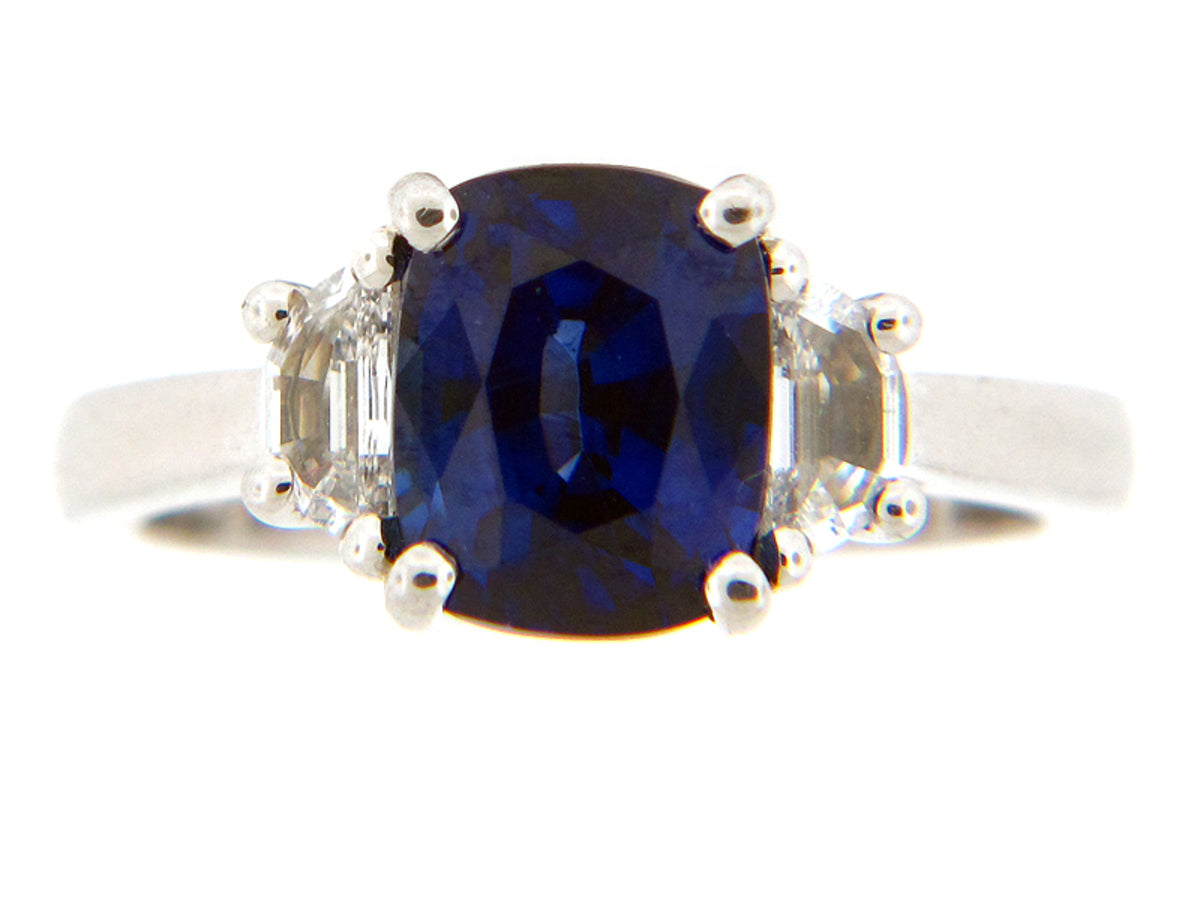SAPPHIRE & DIAMOND RING, PLAT (E), CENTER=3.38