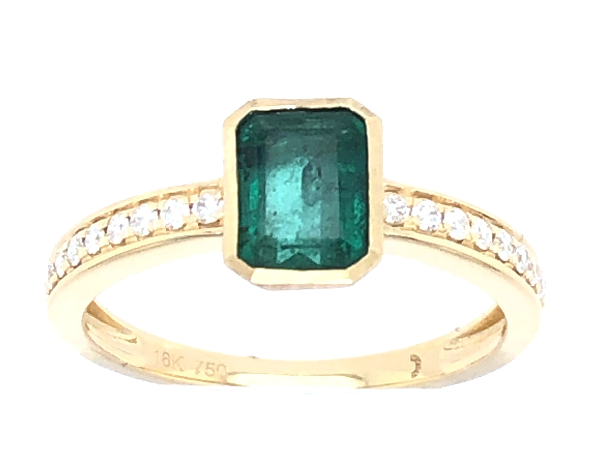 EMERALD BEZEL & DIAMOND RING