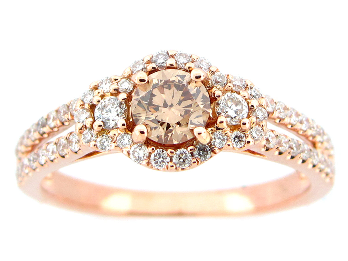 BROWN & WHITE DIAMOND RING, 18KW (N) CENTER=0.40