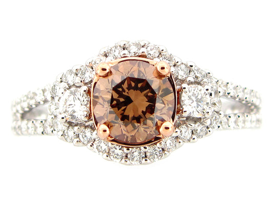 BROWN & WHITE DIAMOND RING, 18KZ (N) CENTER=1.16
