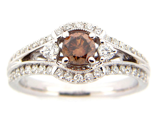 BROWN & WHITE DIAMOND RING, 18KW (N), CENTER=0.38