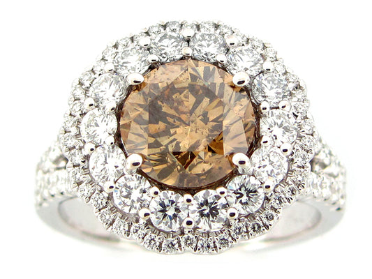 BROWN & WHITE DIAMOND RING, 18KW (N)