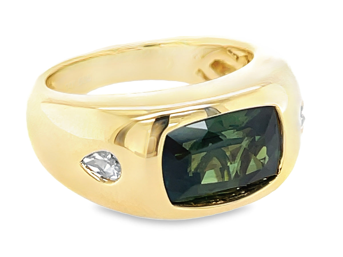 GREEN SAPPHIRE CUSHION & DIAMOND PEAR RING