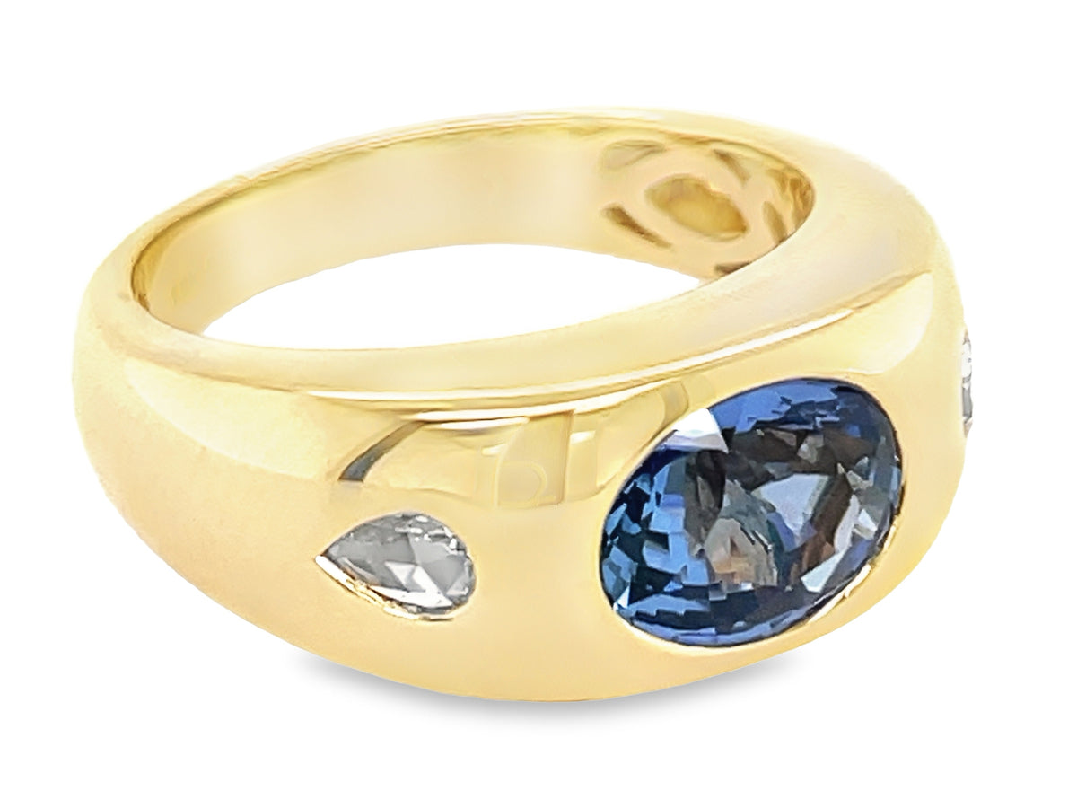 SAPPHIRE OVAL & DIAMOND PEAR RING