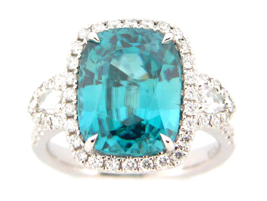 BLUE ZIRCON & DIAMOND RING, 18KW (H)