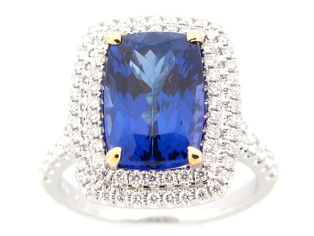 TANZANITE & DIAMOND RING, 18KT (H), C=5.96