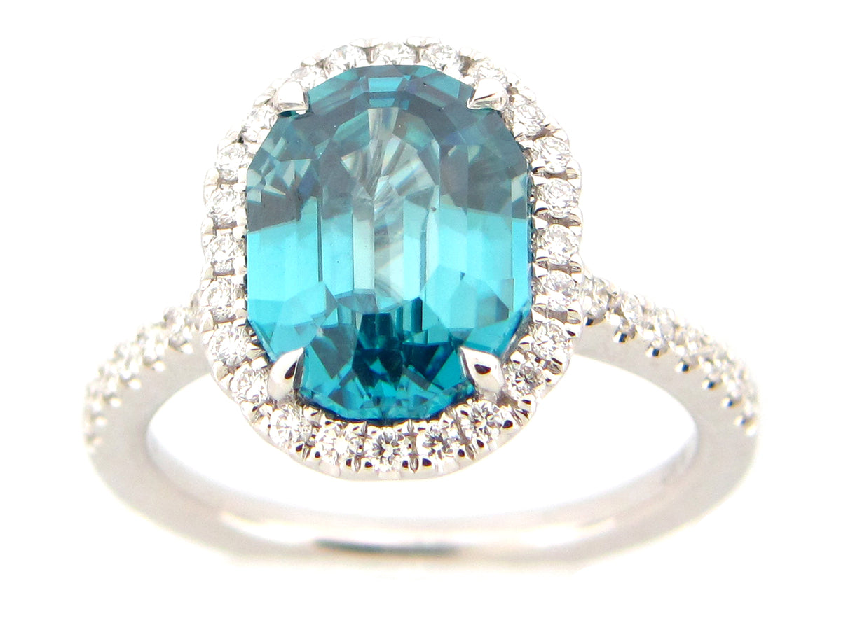 BLUE ZIRCON & DIAMOND RING, 18KW (H)