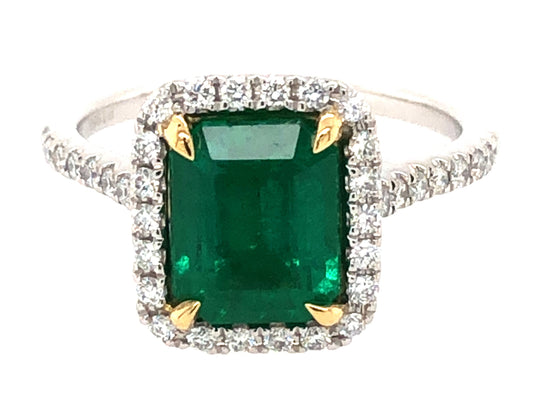 EMERALD & DIAMOND RING
