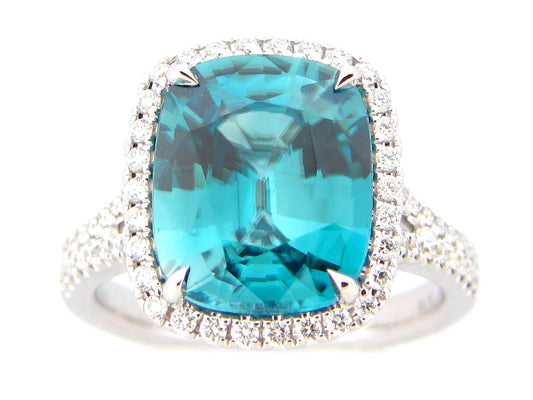 BLUE ZIRCON & DIAMOND RING, 18KW (H)