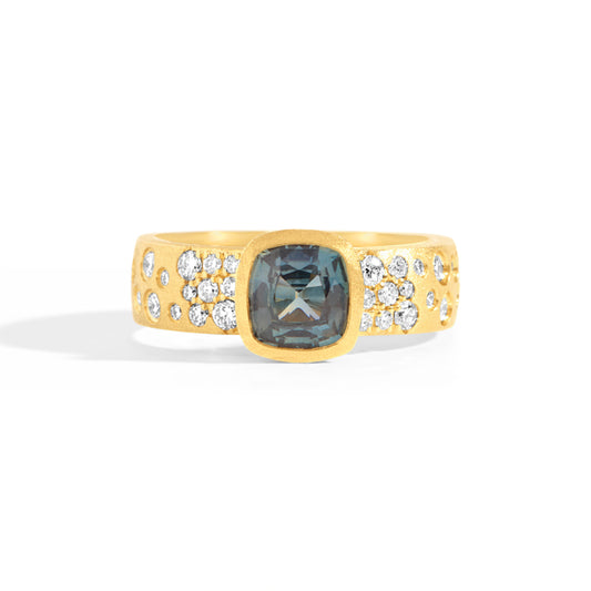 Cushion Green Sapphire & Diamond Confetti Ring
