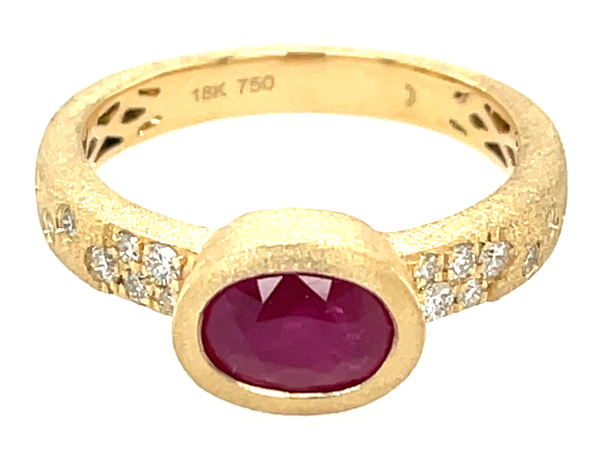 RUBY OVAL BEZEL & DIAMOND SHANK RING