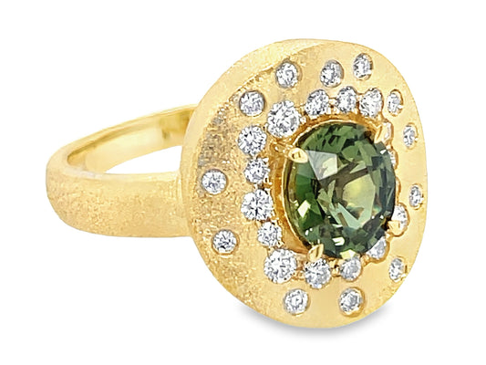 NATURAL NO HEAT GREEN SAPPHIRE OVAL & DIAMOND CONFETTI SHIELD RING, SATIN FINISH