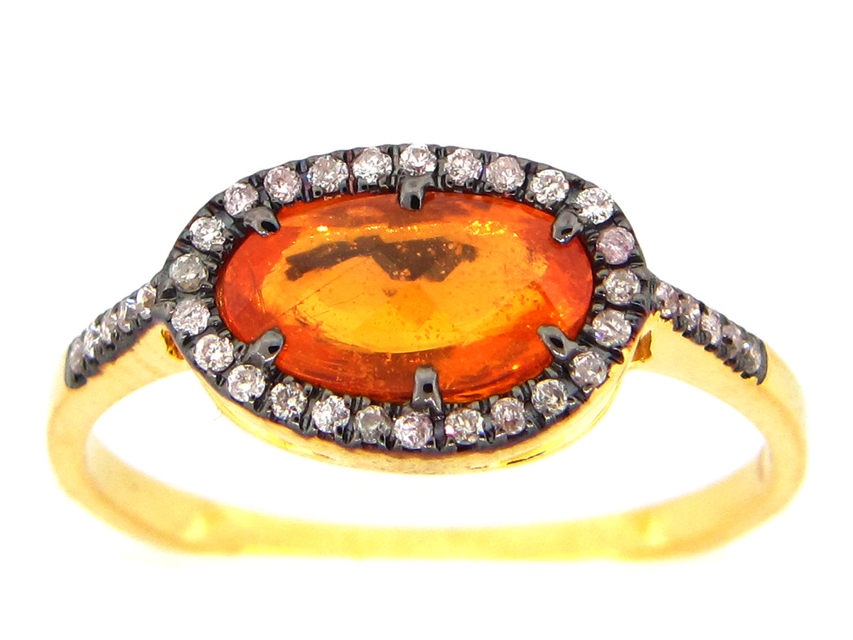 ORANGE SAPPHIRE & DIAMOND RING, 18KY (U)