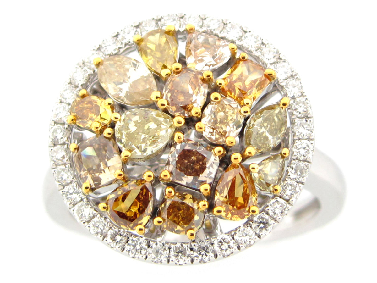 FANCY COLOR DIAMOND RING, 18KW (N)