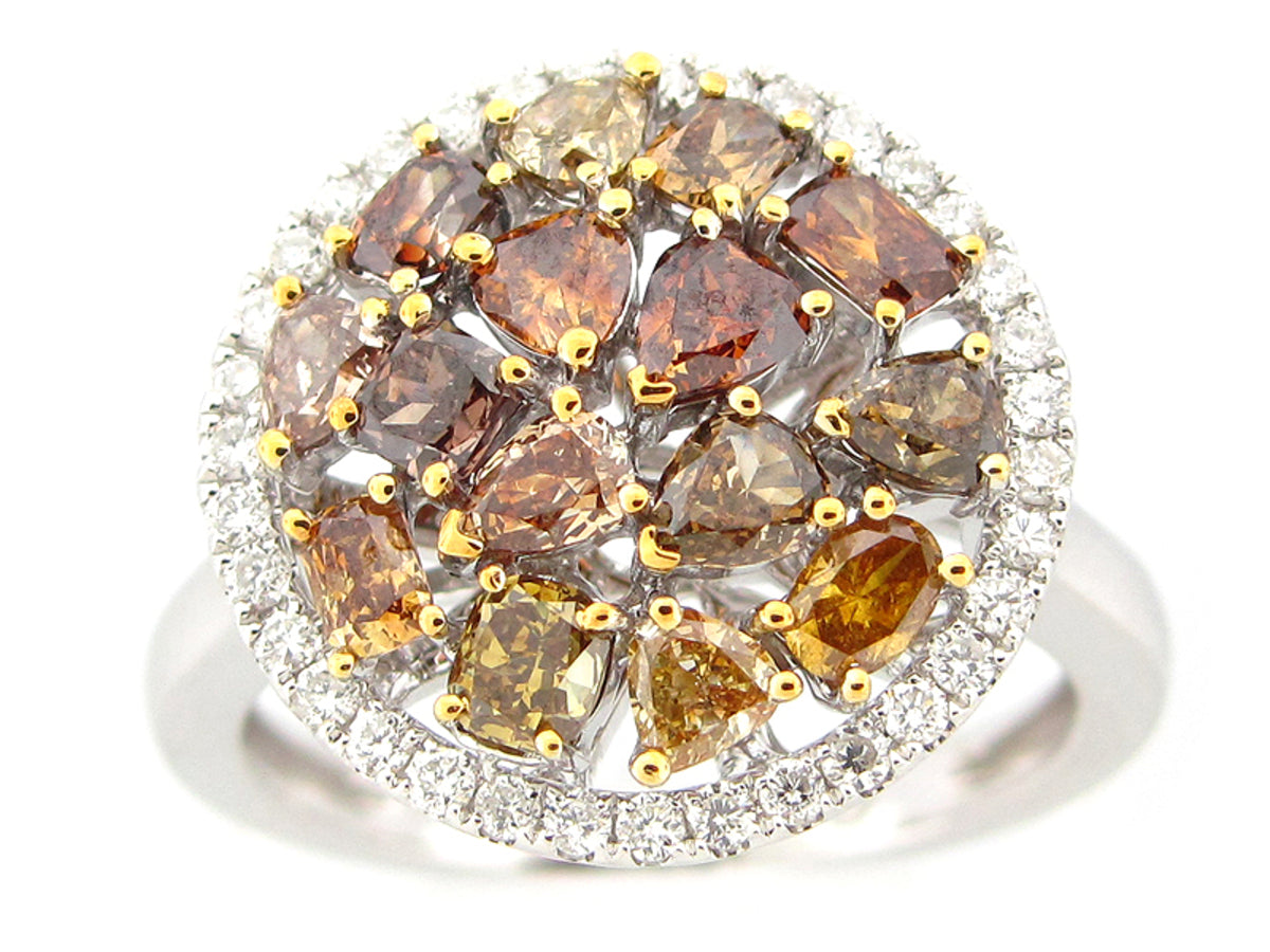FANCY COLOR DIAMOND RING