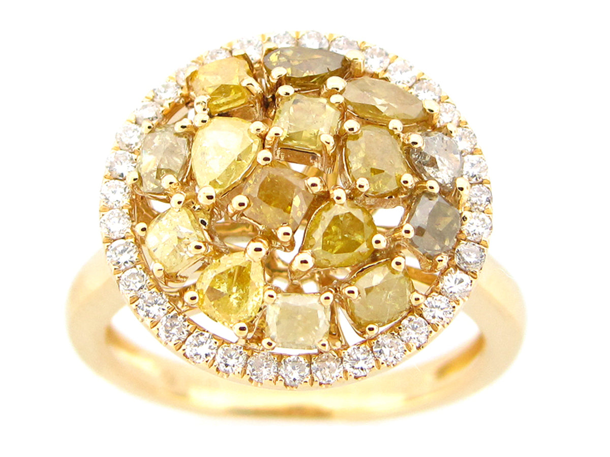 FANCY COLOR DIAMOND RING