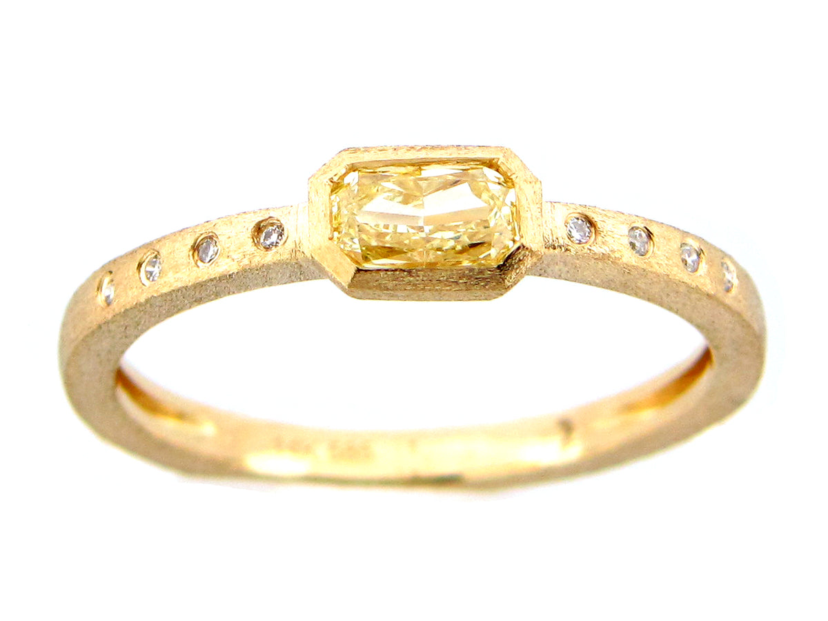 FANCY LIGHT YELLOW DIAMOND CUSHION RING, SATIN FINISH, 14KY (N)
