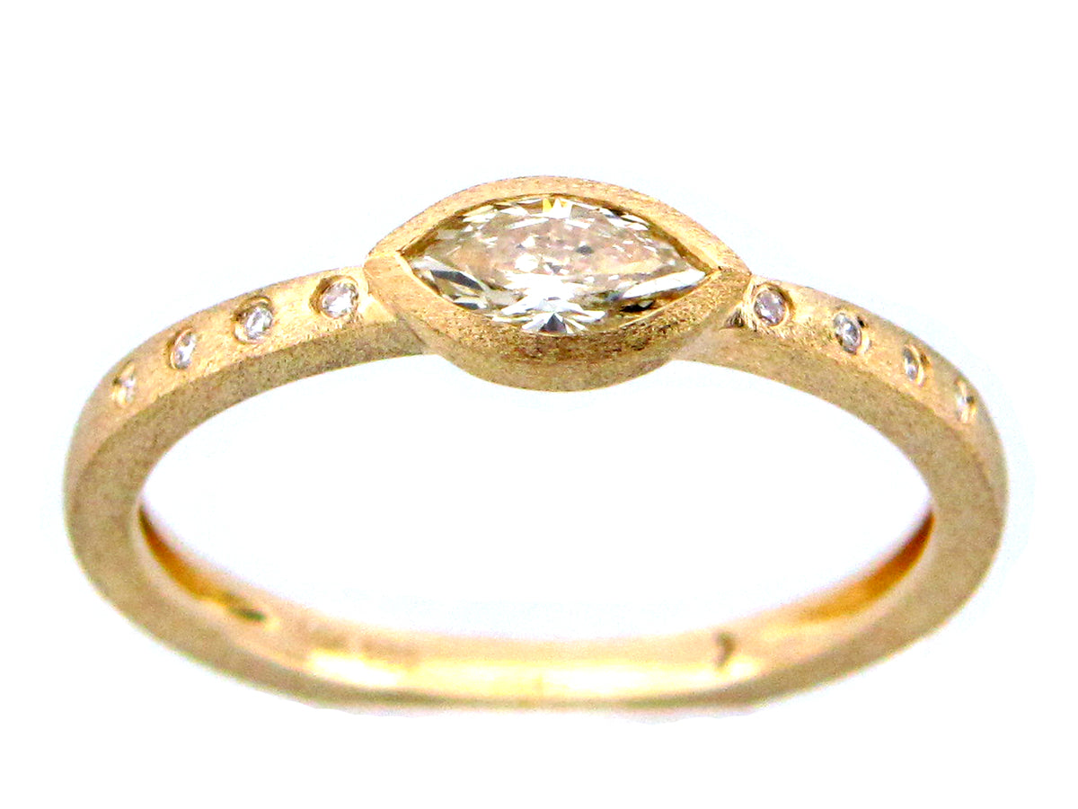 FANCY LIGHT YELLOW DIAMOND MARQUIS RING, SATIN FINISH, 14KY (N)