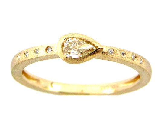 FANCY LIGHT YELLOW DIAMOND PEAR RING, SATIN FINISH,14KY (N)