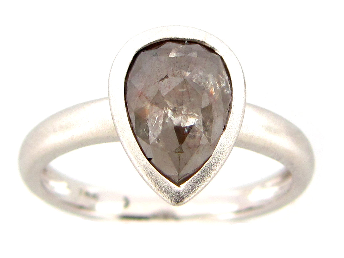 ROSE CUT GRAY WHITE DIAMOND RING, 18KW (N)