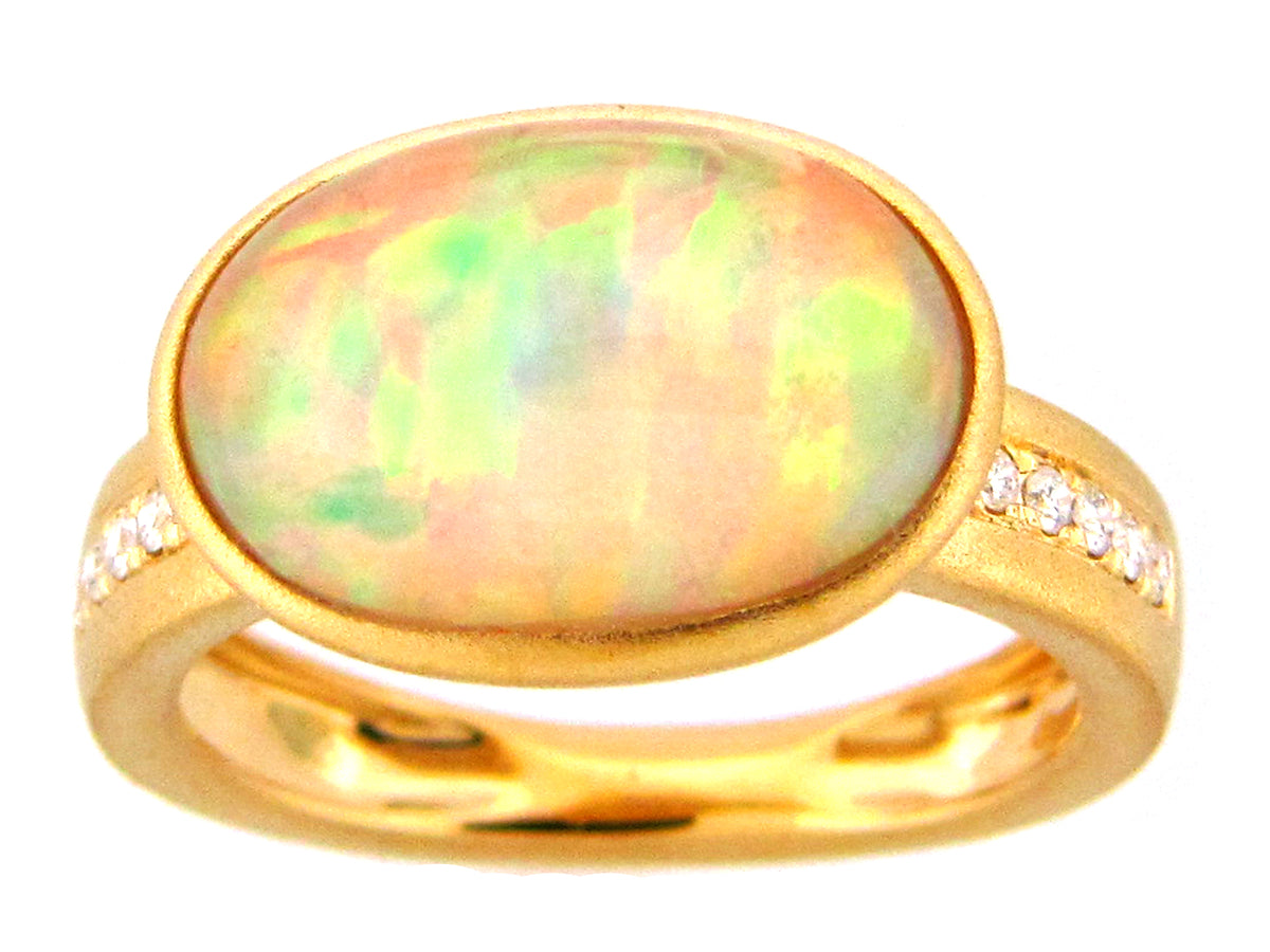 OPAL & DIAMOND RING, 18KY (O)