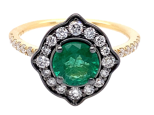 EMERALD & DIAMOND RING