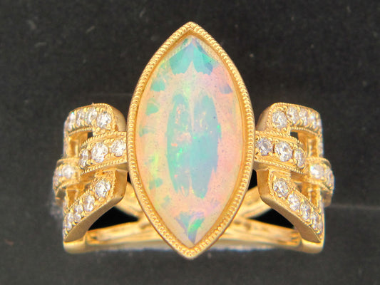 OPAL & DIAMOND MARQUISE RING, 18KY (O)