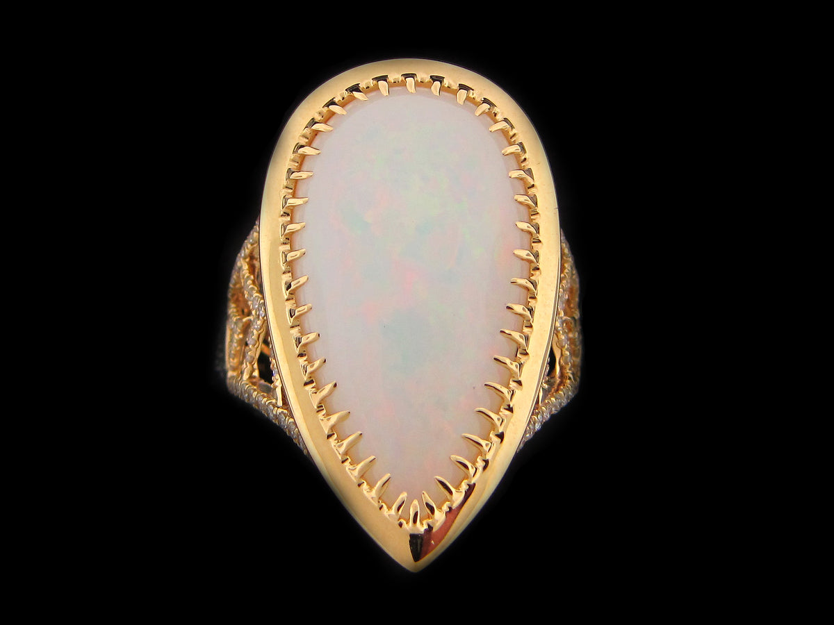 OPAL & DIAMOND RING, 18KY (O)