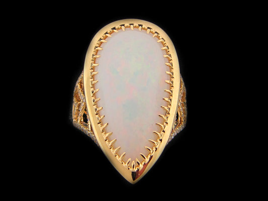 OPAL & DIAMOND RING, 18KY (O)