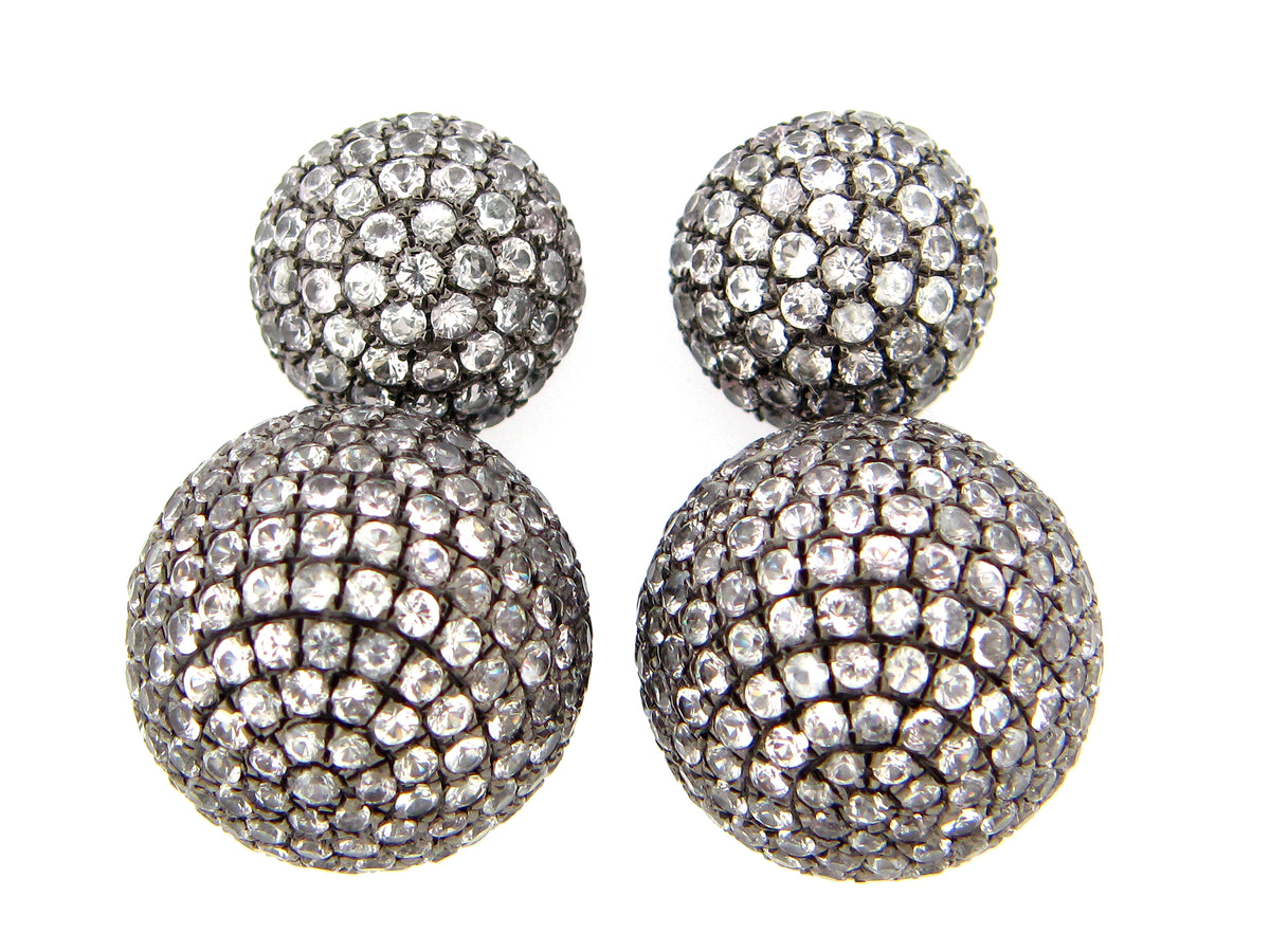 WHITE SAPPHIRE EARRING, BLACK FINISH, SILVER (H)