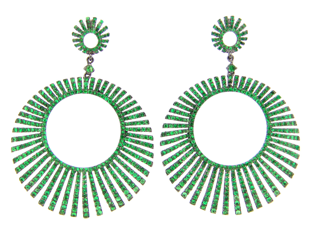 TSAVORITE STARBURST EARRING, BLACK FINISH, SILVER (N)