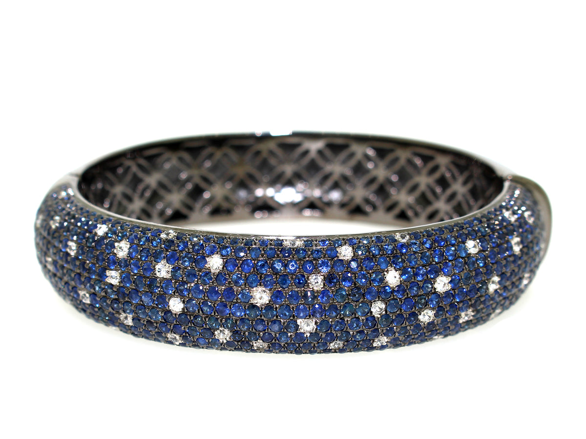 BLUE & WHITE SAPPHIRE BANGLE, BLACK FINISH, SILVER (H)