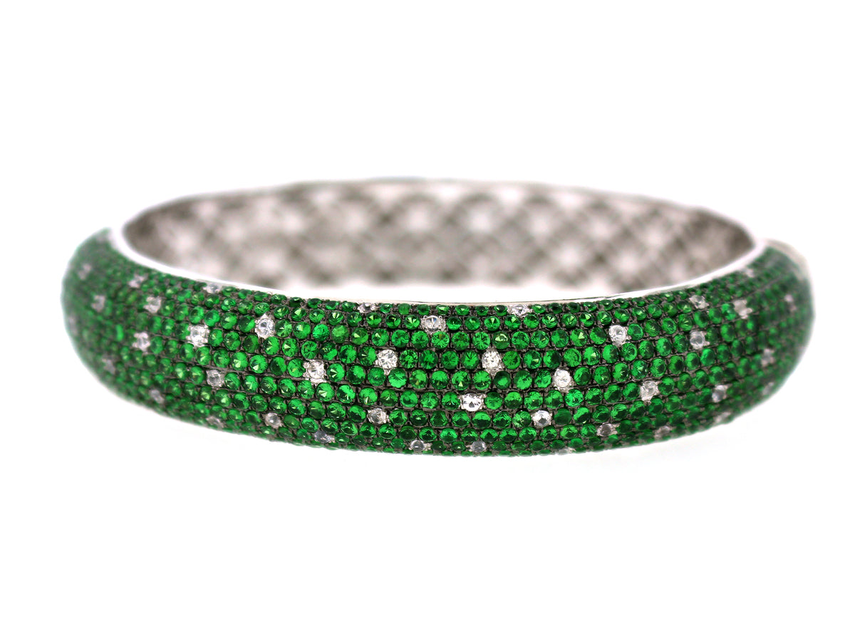 TSAVORITE & WHITE SAPPHIRE BANGLE, SILVER (H/N)